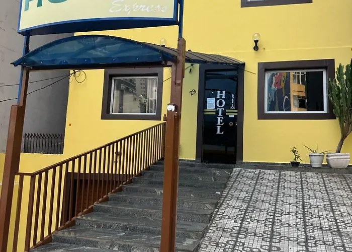 New Point Hotel
